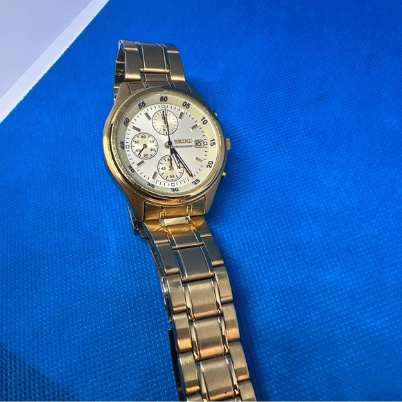 Seiko 7T32 Chronograph Gold tone Vintage Watch 482988 - Picture 12 of 16